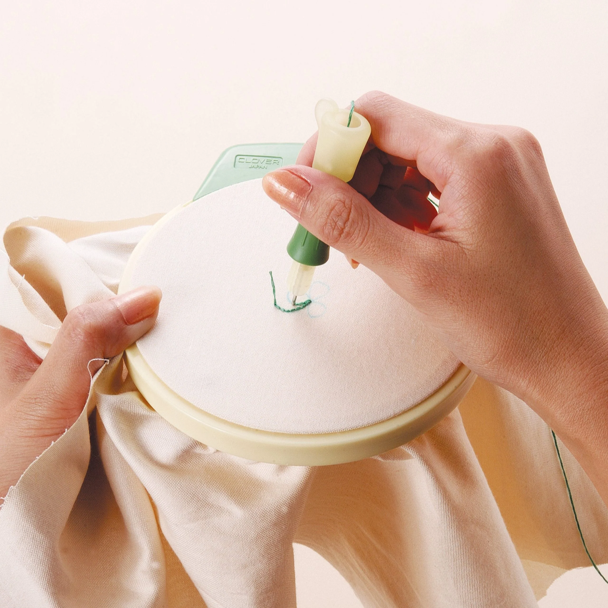 Aguja de bordado Punch Needle - Clover - Image 5