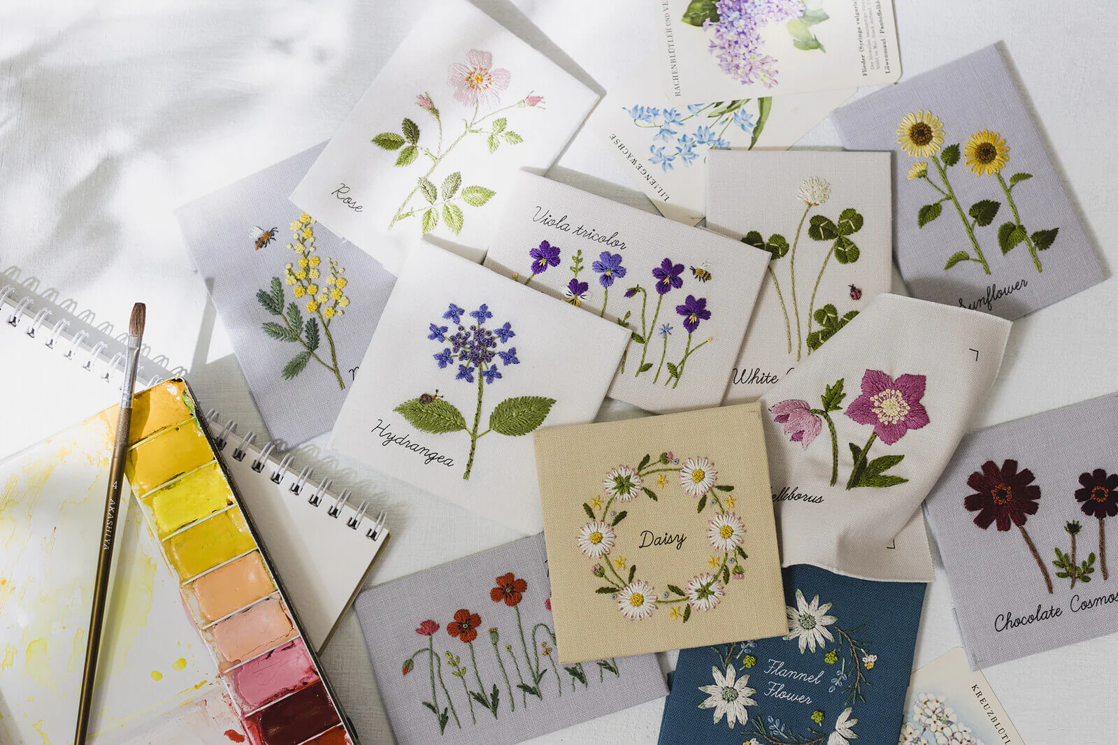 Kit de bordado "Violetas" de Cosmo - Image 5