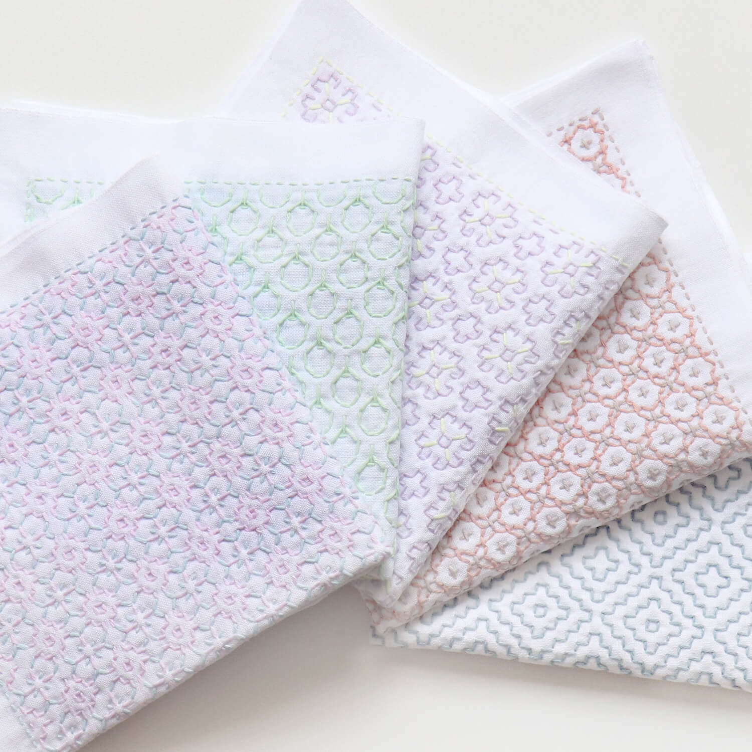 Olympus, hilos para bordar tonos pastel para Sashiko 40m - Awai-iro - Image 3